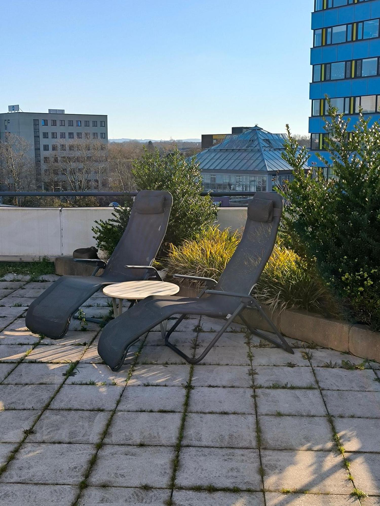 Im Herzen Von Wiesdorf- Blick Auf Das Bayer-Kreuz -Appartement Mit 2 Schlafzimmern-Fuer 3 Personen -Zentral Gelegen - Friedrich Ebert Platz 5A , 4Te Etage - Dachterrasse Und Sauna - Kaution Pflicht - Leverkusen Exteriér fotografie